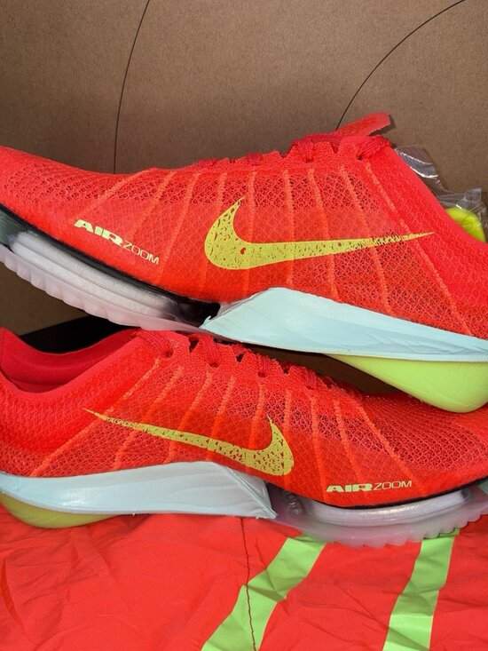 NEW Nike Air Zoom Victory 2 Crimson Track FD8411-600 Men Sz 4.5, Women Sz 6 main image 2